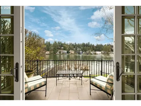 920 Westpoint Road Lake Oswego OR 97034