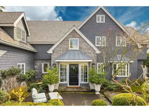 920 Westpoint Road Lake Oswego OR 97034