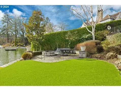 920 Westpoint Road Lake Oswego OR 97034