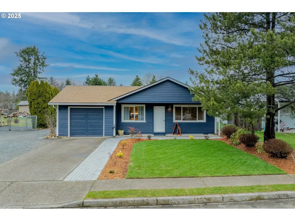 208 E Clark Street Yacolt WA 98675