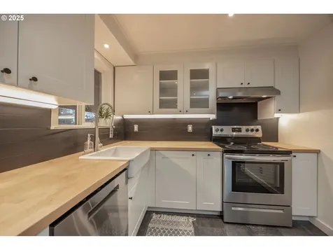 208 E Clark Street Yacolt WA 98675