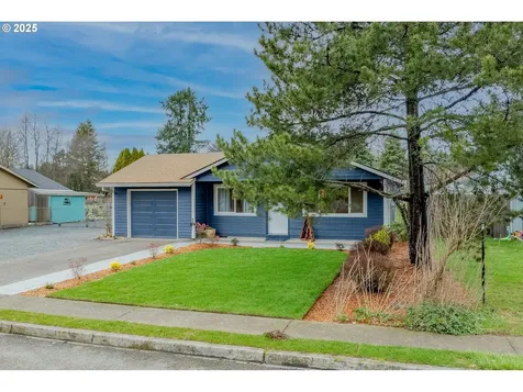208 E Clark Street Yacolt WA 98675