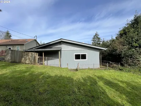 63491 2nd Street Loop Coos Bay OR 97420
