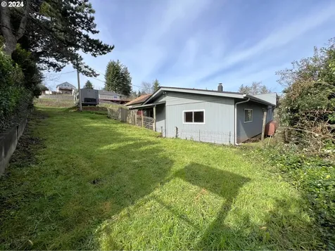 63491 2nd Street Loop Coos Bay OR 97420