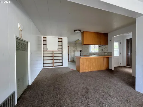 63491 2nd Street Loop Coos Bay OR 97420