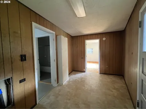 63491 2nd Street Loop Coos Bay OR 97420