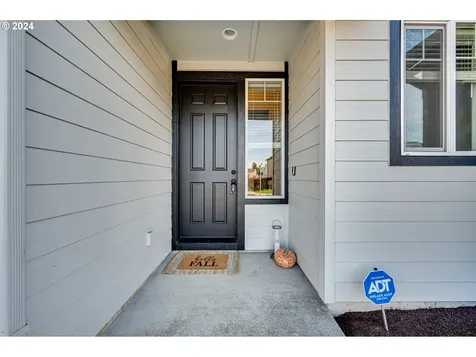 9901 NE 104th Way Vancouver WA 98662