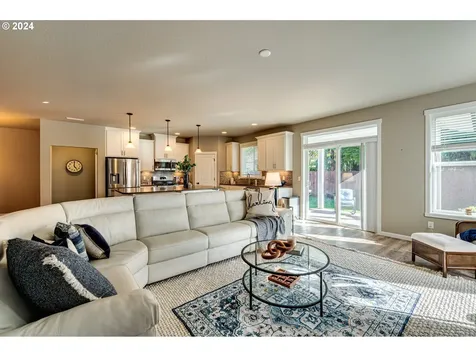 9901 NE 104th Way Vancouver WA 98662