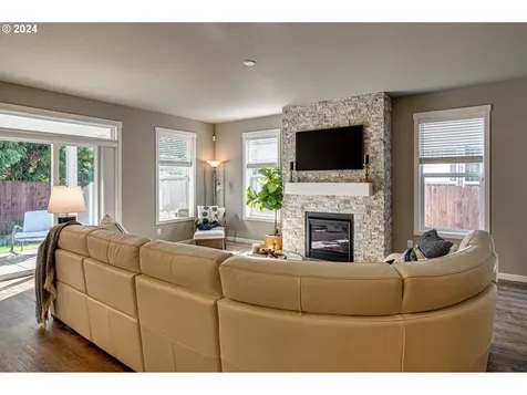 9901 NE 104th Way Vancouver WA 98662