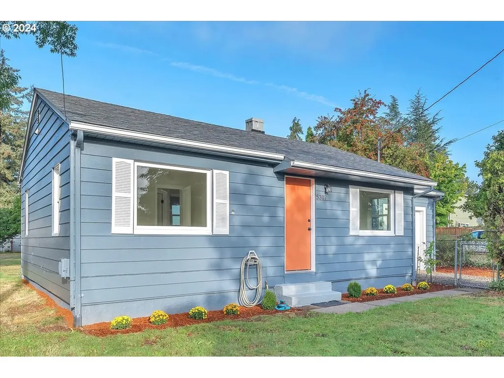 5307 SE 108th Avenue Portland OR 97266
