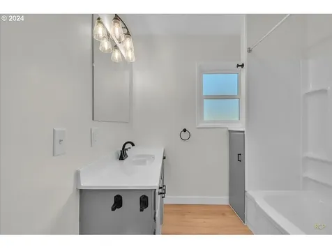 5307 SE 108th Avenue Portland OR 97266