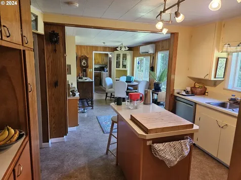 96459 Wren Smith Road Coos Bay OR 97420