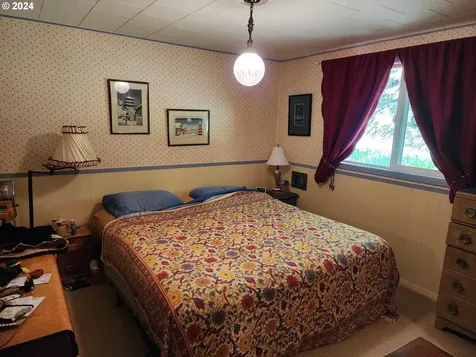 96459 Wren Smith Road Coos Bay OR 97420