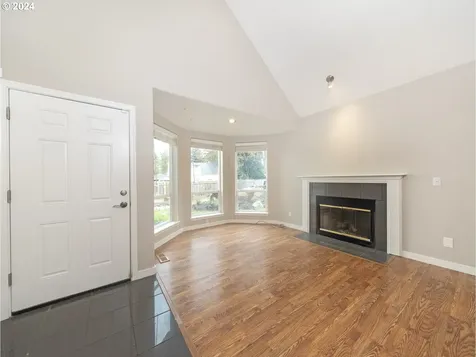 6120 Lynne Court Gladstone OR 97027