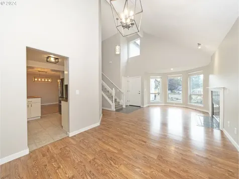 6120 Lynne Court Gladstone OR 97027