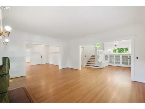 1341 SE 55th Avenue Portland OR 97215