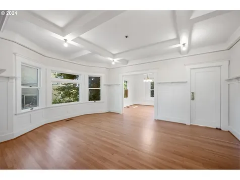 1341 SE 55th Avenue Portland OR 97215