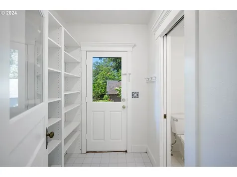 1341 SE 55th Avenue Portland OR 97215
