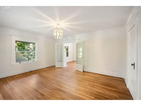 1341 SE 55th Avenue Portland OR 97215