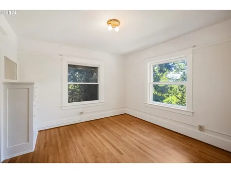 1341 SE 55th Avenue Portland OR 97215