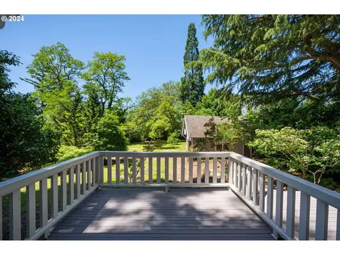 1341 SE 55th Avenue Portland OR 97215