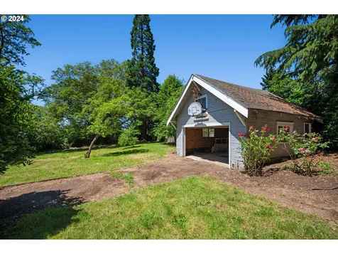 1341 SE 55th Avenue Portland OR 97215