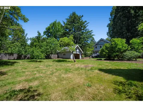 1341 SE 55th Avenue Portland OR 97215