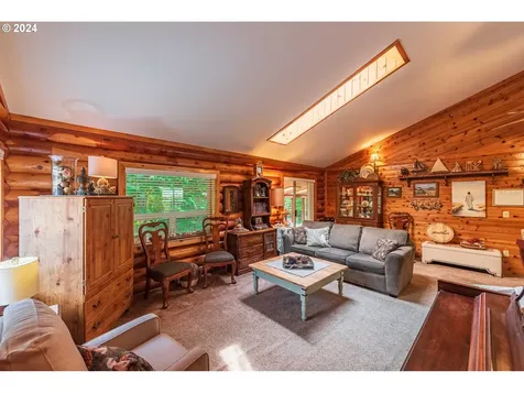 760 Crocker Avenue Coos Bay OR 97420