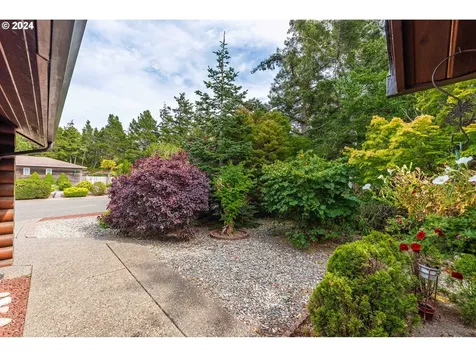 760 Crocker Avenue Coos Bay OR 97420