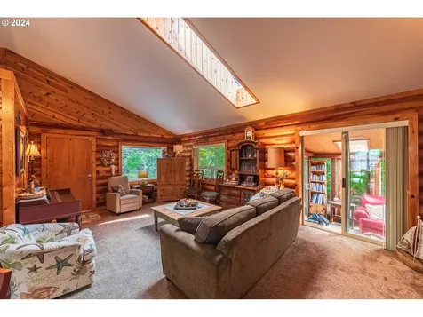 760 Crocker Avenue Coos Bay OR 97420