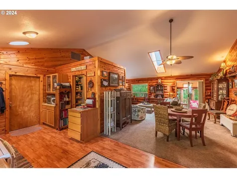 760 Crocker Avenue Coos Bay OR 97420