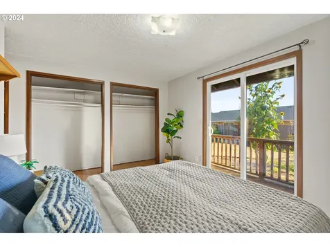 202 Frances Street Molalla OR 97038
