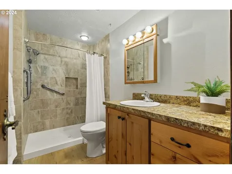 202 Frances Street Molalla OR 97038