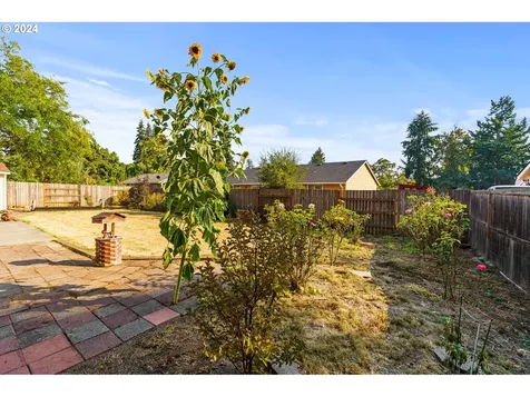 202 Frances Street Molalla OR 97038
