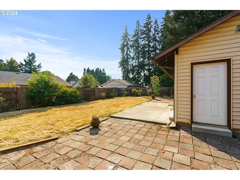 202 Frances Street Molalla OR 97038