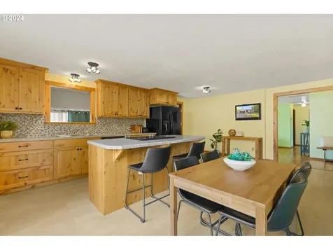 202 Frances Street Molalla OR 97038