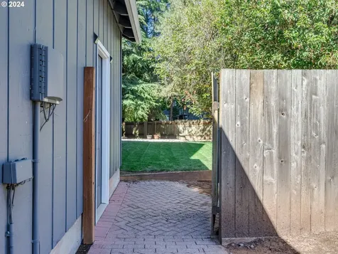 9337 SW Tonopah Street Tualatin OR 97062