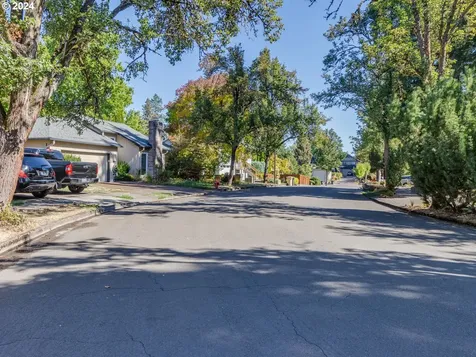9337 SW Tonopah Street Tualatin OR 97062