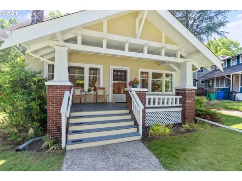 61 Ne 41st Avenue Portland OR 97232