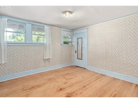 61 Ne 41st Avenue Portland OR 97232