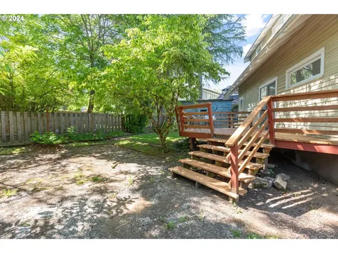 61 Ne 41st Avenue Portland OR 97232
