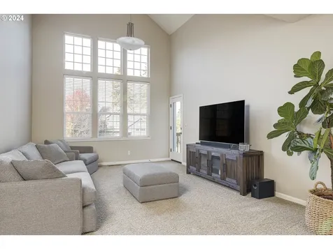 4712 E Masters Drive Newberg OR 97132