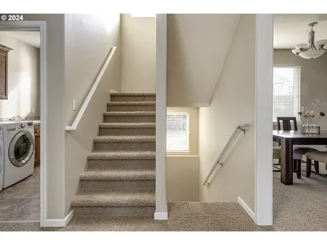 4712 E Masters Drive Newberg OR 97132