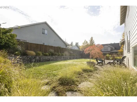 4712 E Masters Drive Newberg OR 97132