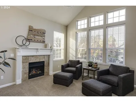4712 E Masters Drive Newberg OR 97132