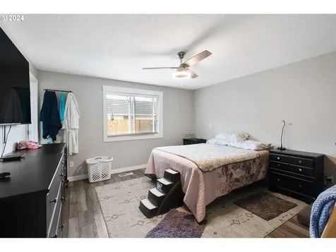 817 SE 7th Court Battle Ground WA 98604