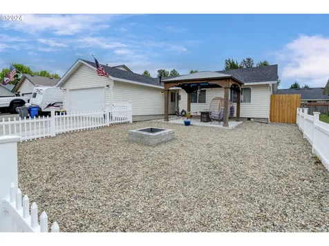 817 SE 7th Court Battle Ground WA 98604