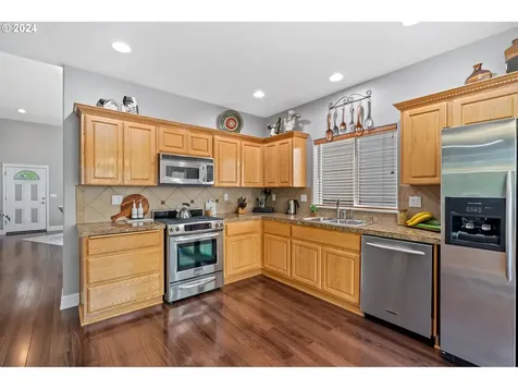 3779 NW 4th Way Hillsboro OR 97124