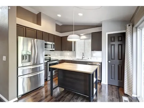 21804 Sw Roellich Avenue Sherwood OR 97140