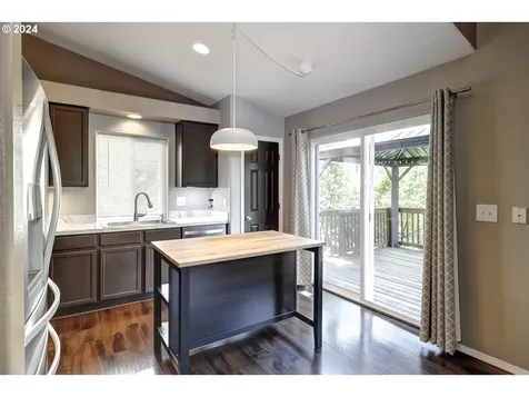 21804 Sw Roellich Avenue Sherwood OR 97140